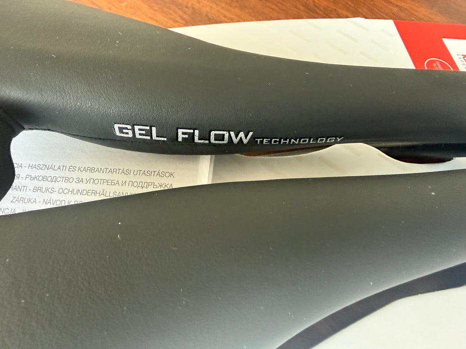 Selle Italia Flite Gel Flow Saddle Black Full Leather