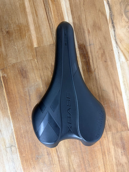 Final Clearance got to go Selle Italia X-Base Boost FeC Saddle