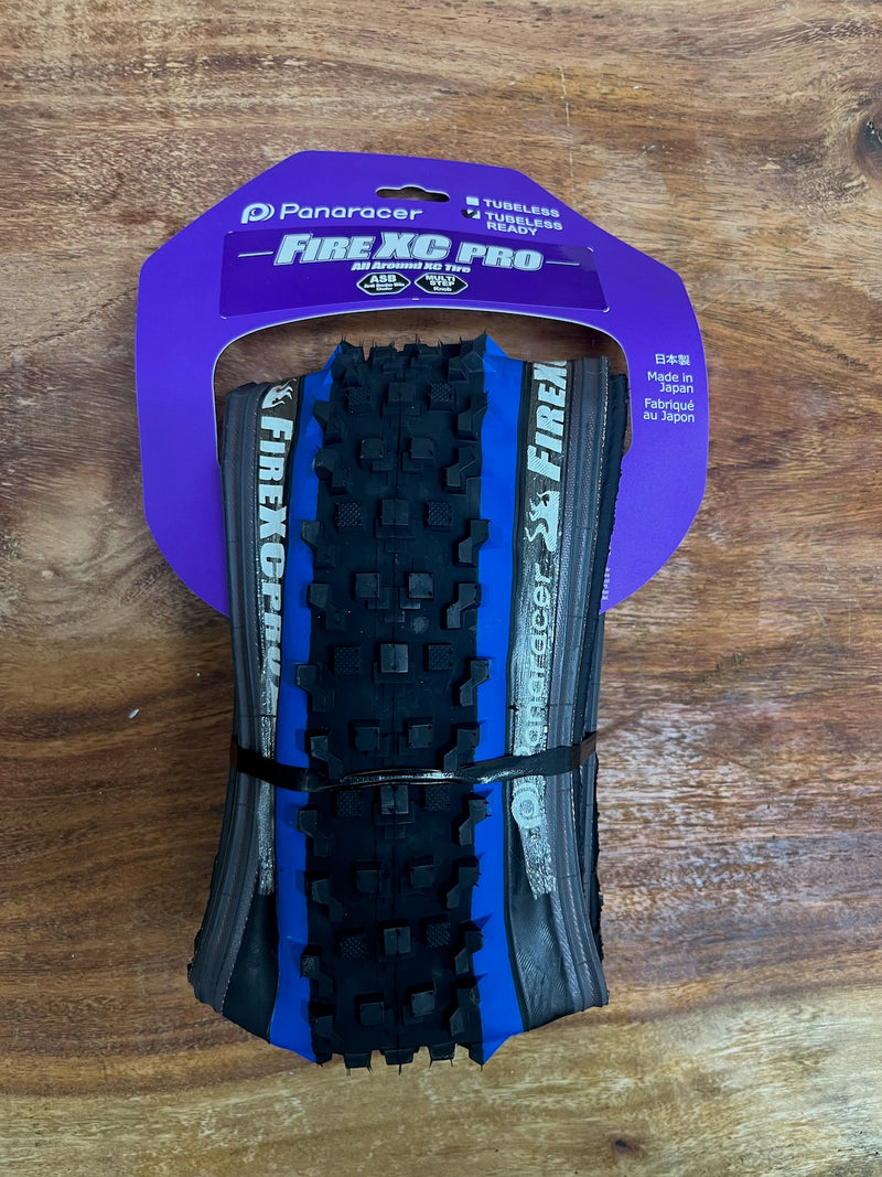 Panaracer Fire XC Pro 26 x 2.10 TLC Folding Tyre – Black / Blue