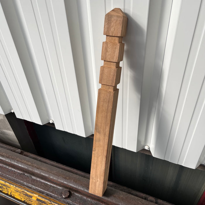 Hardwood Post - Totem