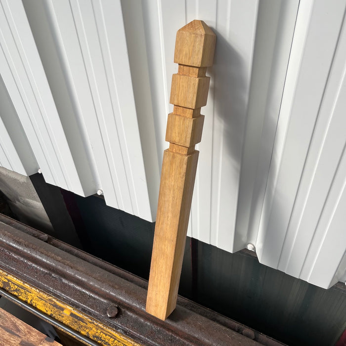 Hardwood Post - Totem