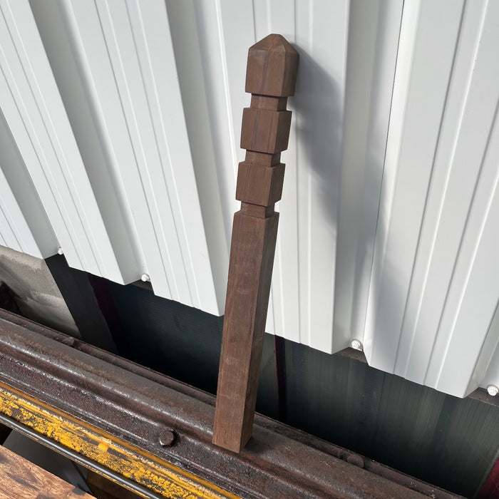 Hardwood Post - Totem