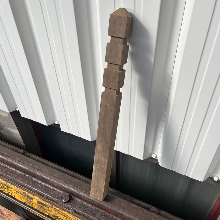 Hardwood Post - Totem