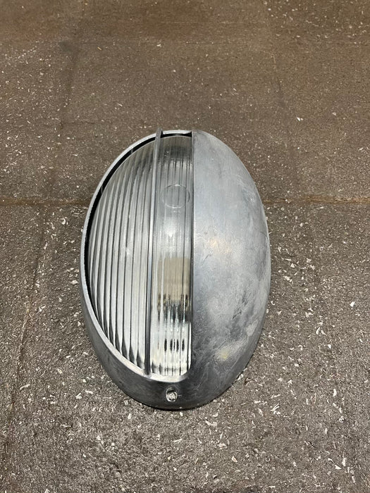 Industrial Oval Bulkhead Light with Eyelid Shield – Silver Grey Aluminium, E27