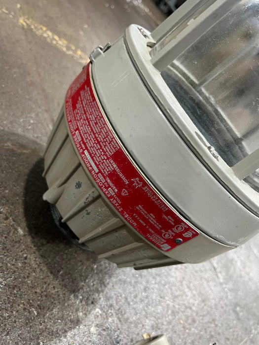 Salvaged Federal Signal 27XST Explosion-Proof Light