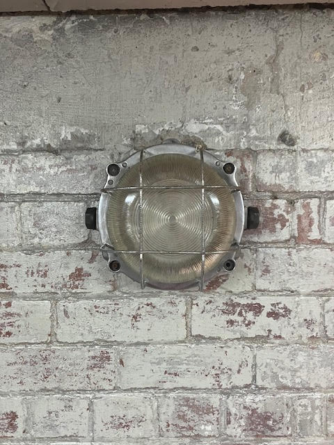 Circular Prismatic Aluminium Marine Bulkhead Light