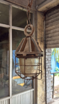 Salvaged light P-37