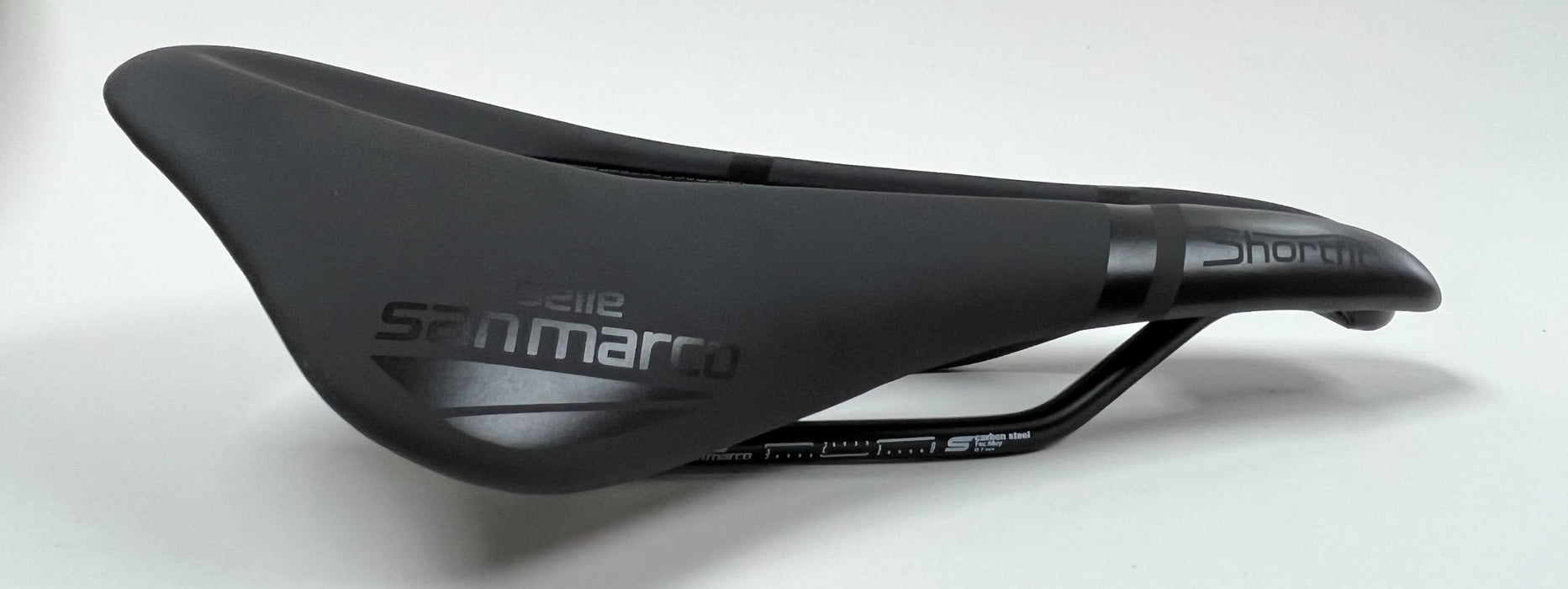 SELLE ITALIA SHORT FIT START UP 144 OPEN-FIT