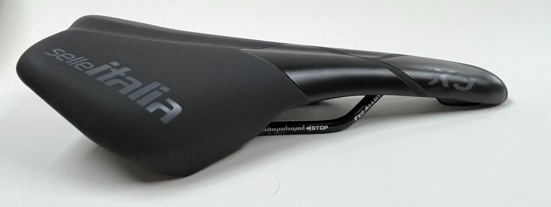 SELLE ITALIA X3 Black FEC
