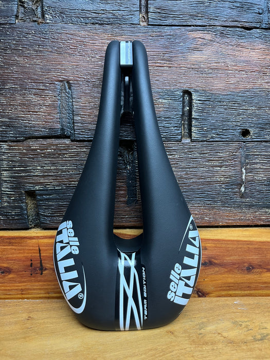 Selle Italia NOVUS BOOST S Team Edition PROF 5.0 carbon rail saddle